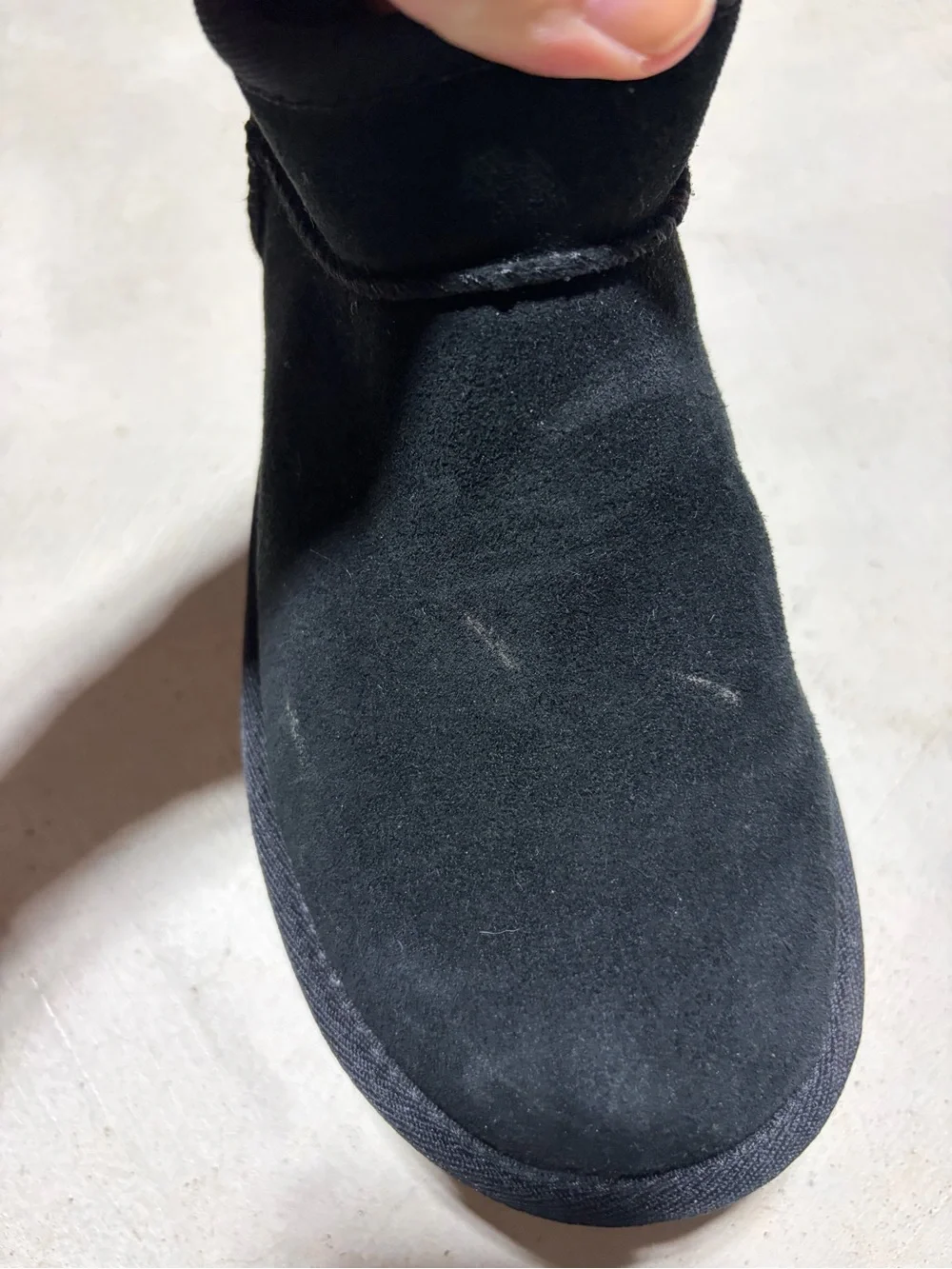 UGG classic ultra mini platform Black boots 6